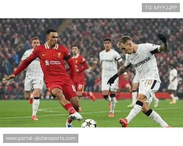 弗林蓬传中精准制导，加克波抢点破门反超比分